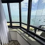 951a Golden Flat